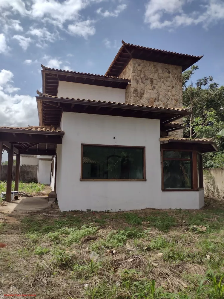 Casa à venda com 5 quartos, 204m² - Foto 2