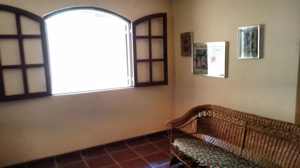 Casa, 5 quartos, 220 m² - Foto 5