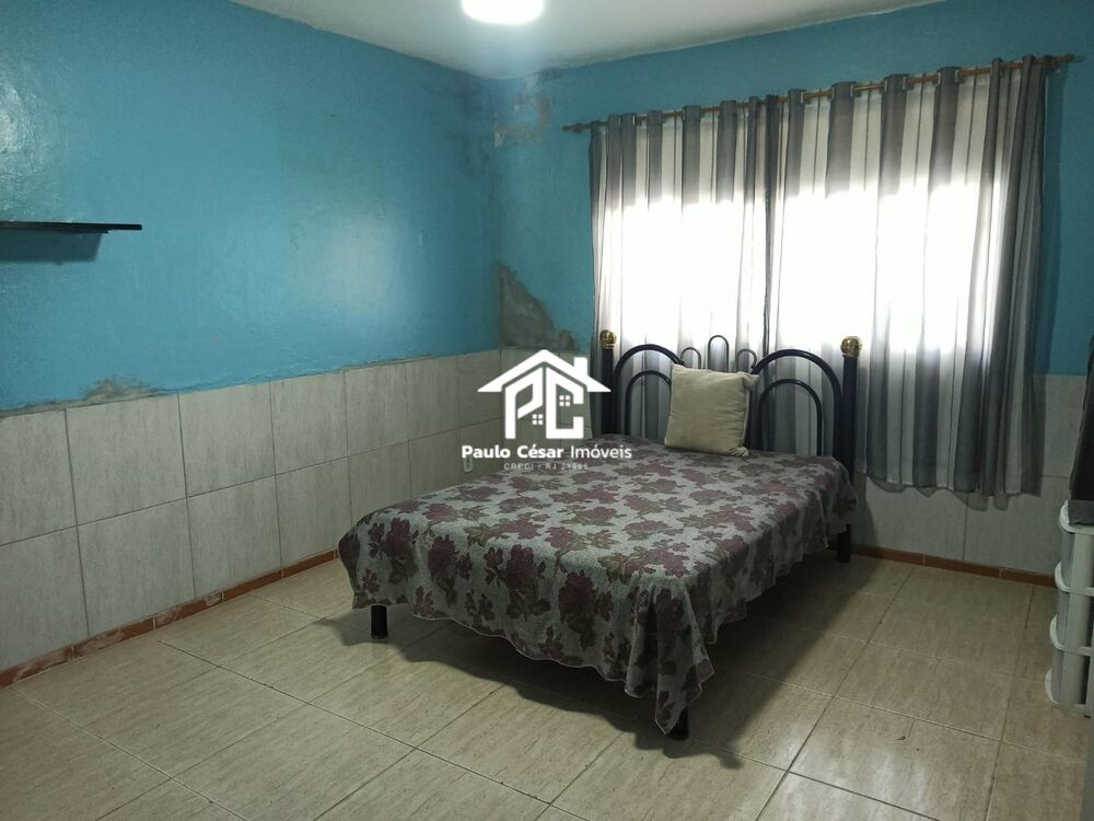 Casa à venda com 2 quartos, 388m² - Foto 4