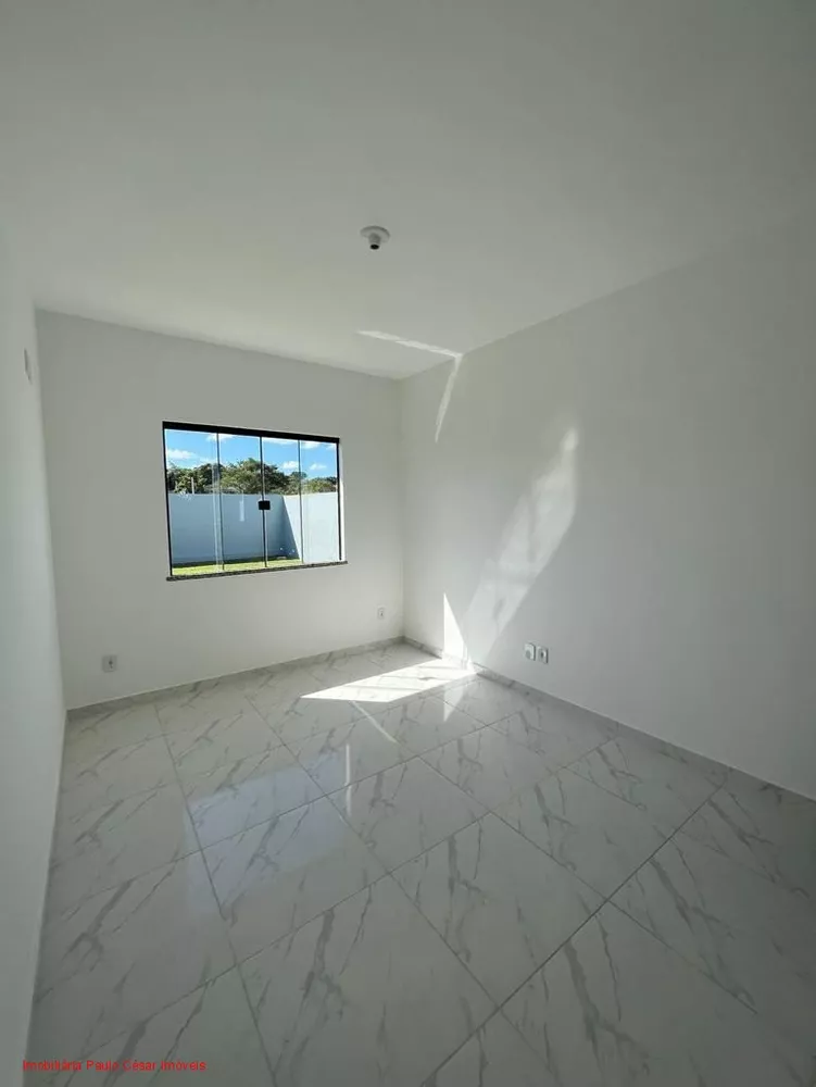 Casa à venda com 2 quartos, 80m² - Foto 4