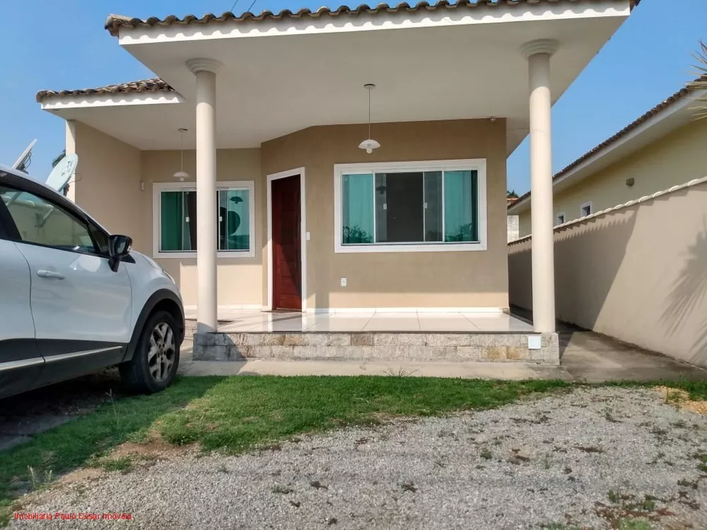 Casa à venda com 3 quartos, 110m² - Foto 1