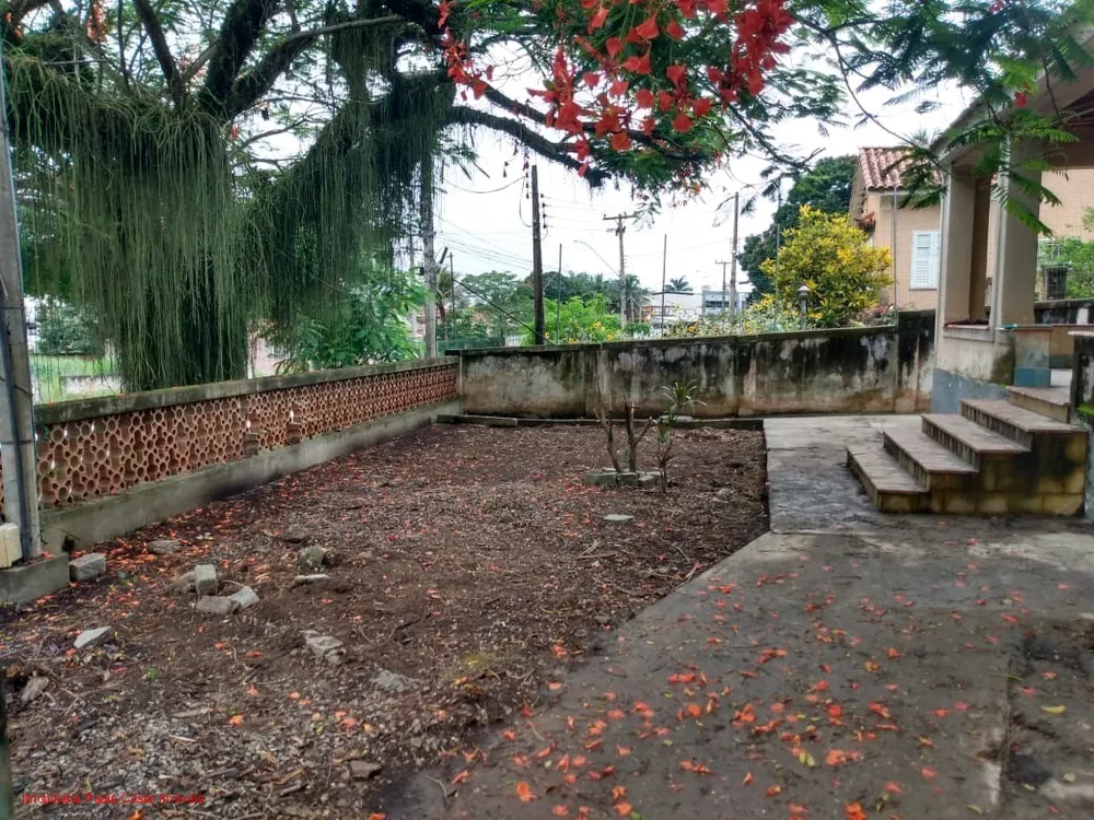 Casa, 4 quartos, 250 m² - Foto 21