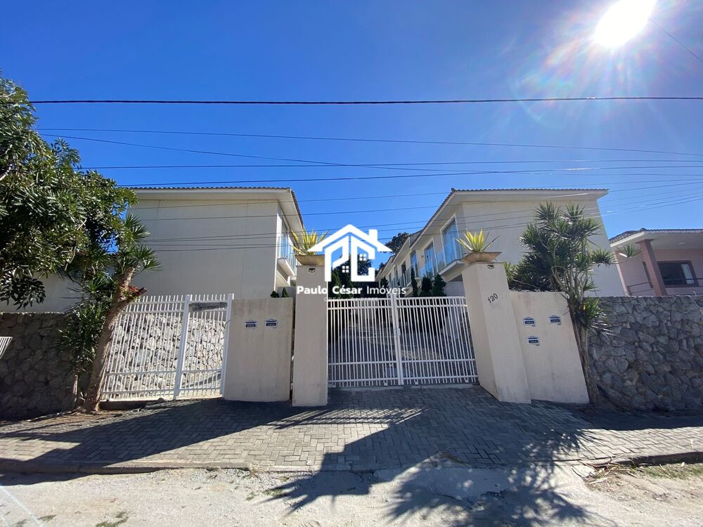 Casa à venda com 2 quartos, 65m² - Foto 3