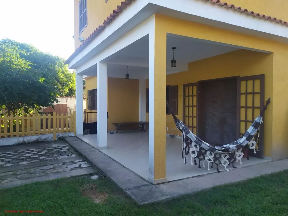 Casa à venda com 6 quartos, 300m² - Foto 3