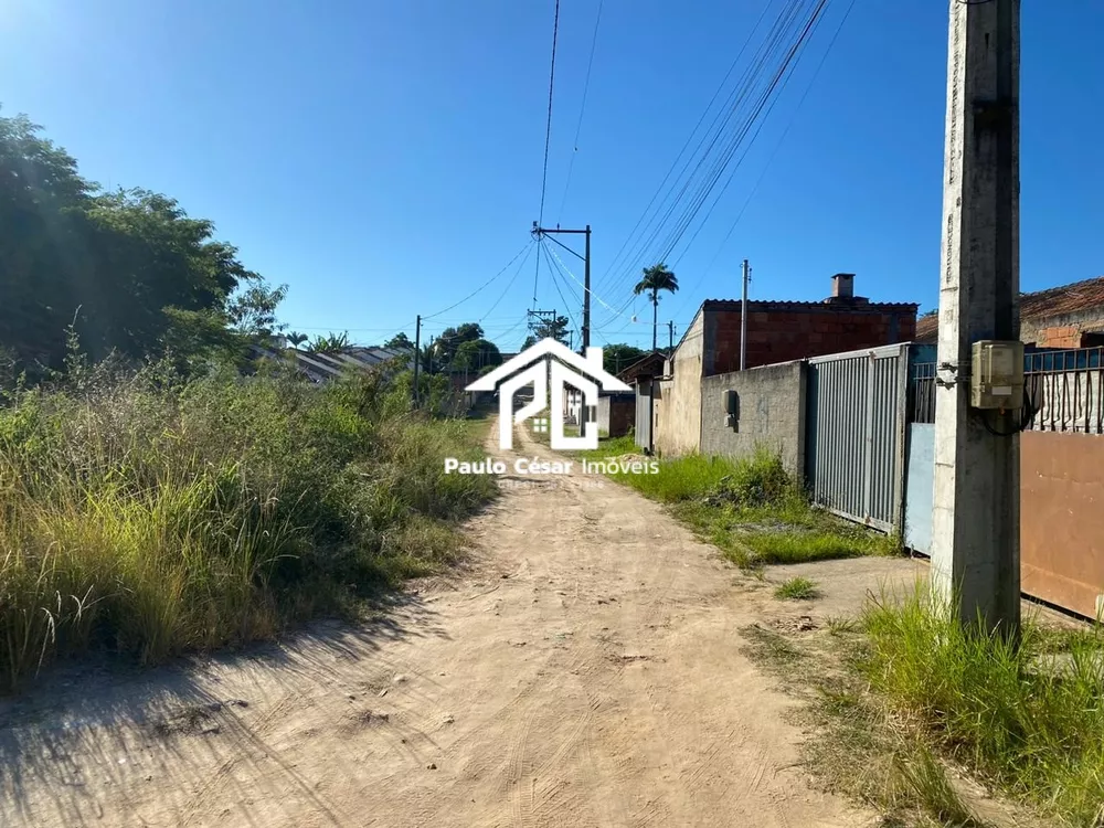 Casa à venda com 2 quartos, 100m² - Foto 3