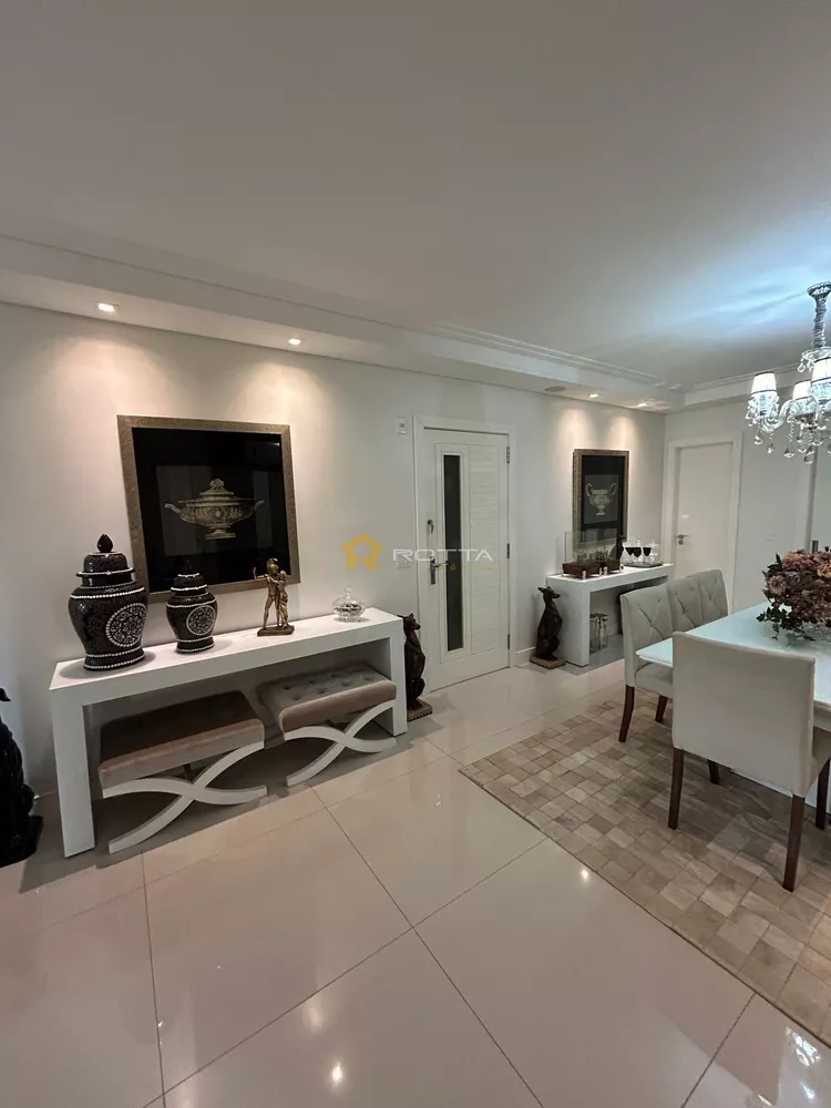 Apartamento, 3 quartos, 142 m² - Foto 2