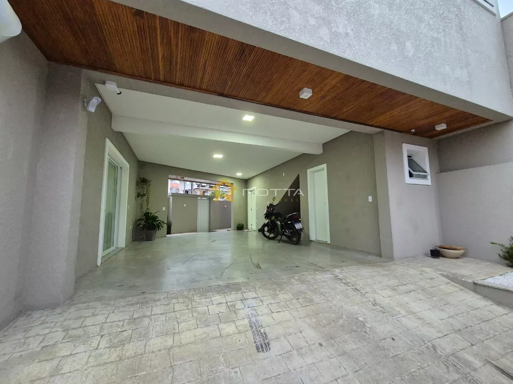 Casa, 3 quartos, 225 m² - Foto 1