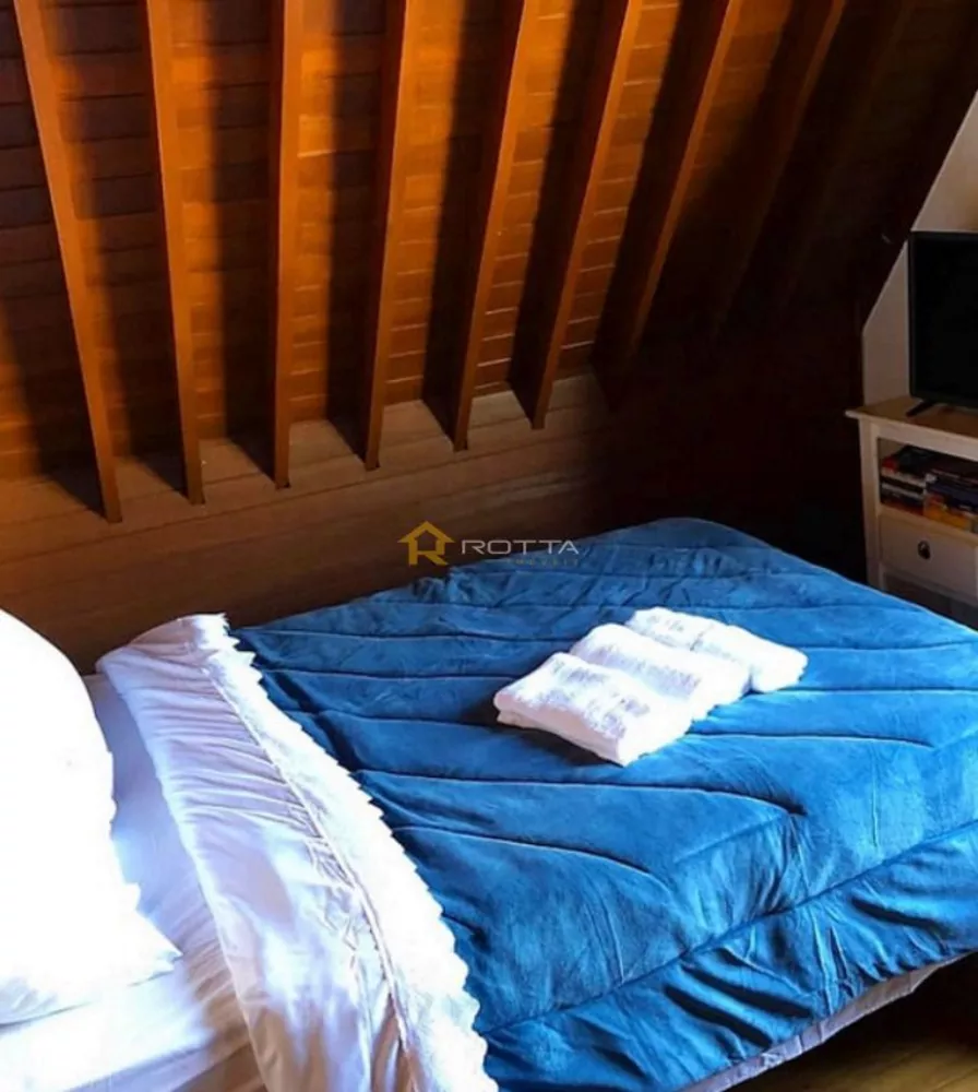 Casa, 4 quartos, 256 m² - Foto 4
