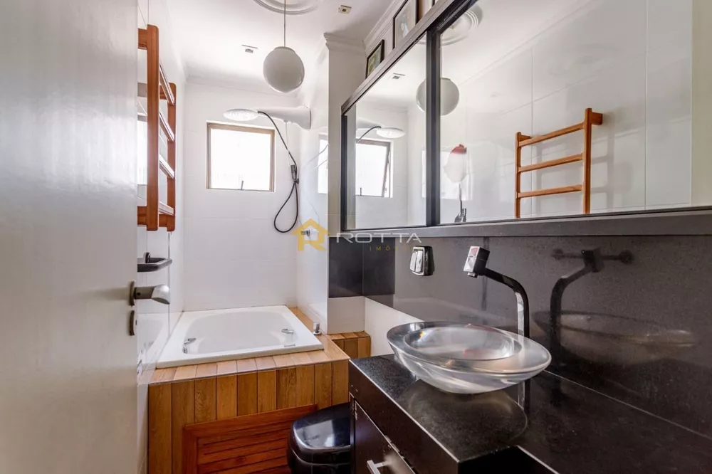 Apartamento, 3 quartos, 131 m² - Foto 1