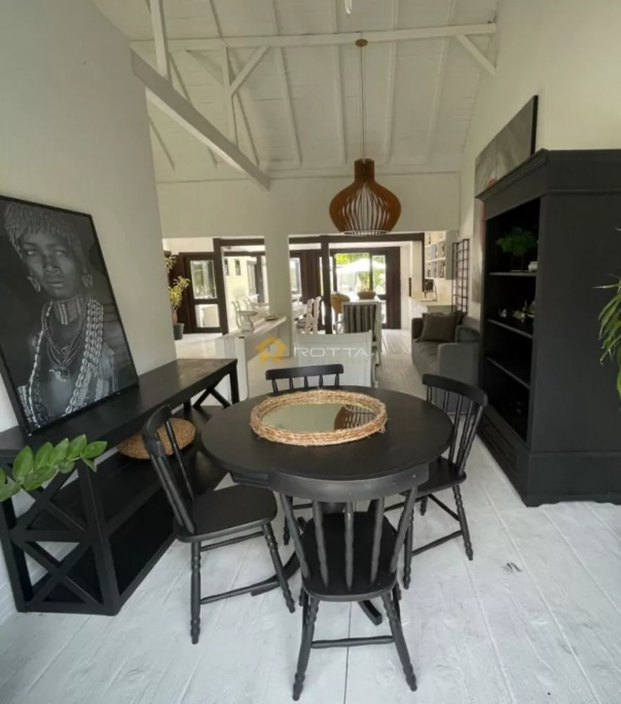 Casa, 3 quartos, 416 m² - Foto 1