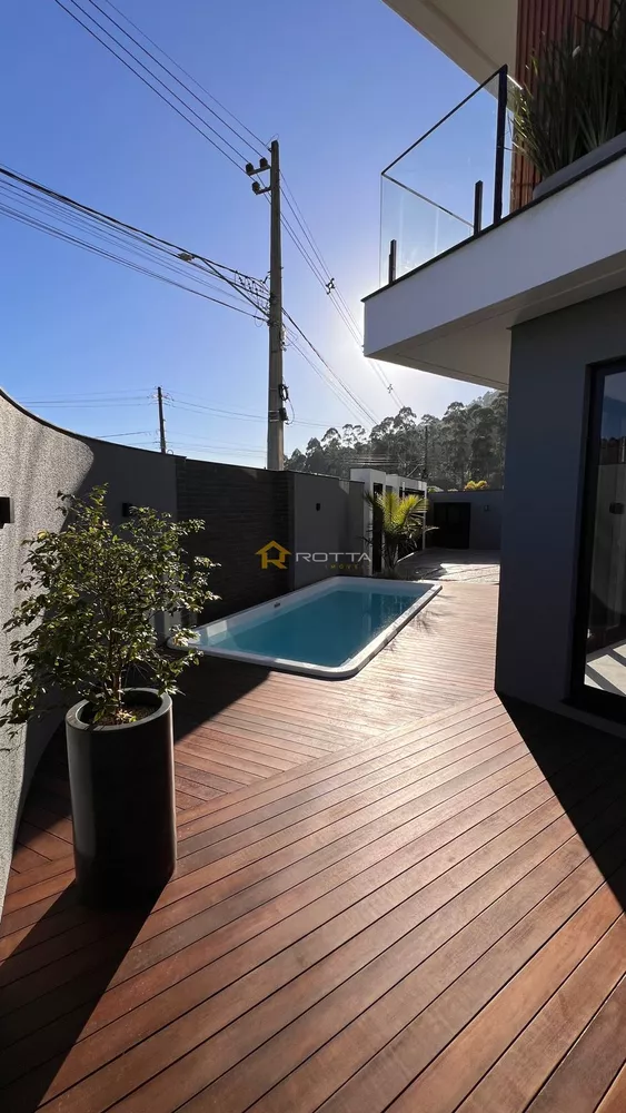 Casa, 4 quartos, 244 m² - Foto 4