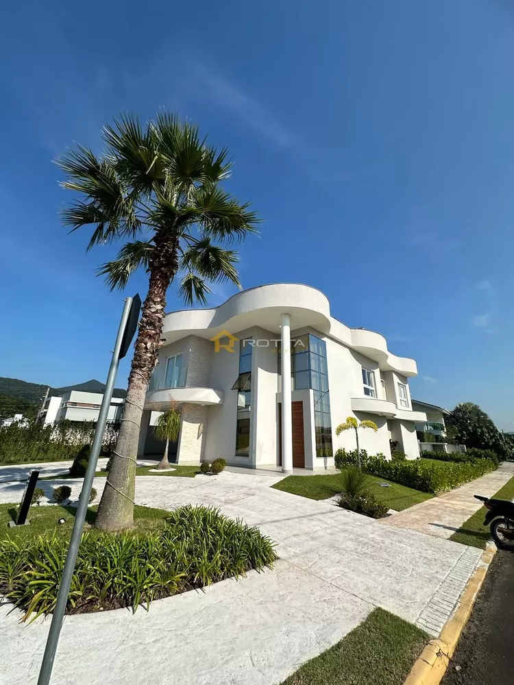 Casa, 3 quartos, 238 m² - Foto 3