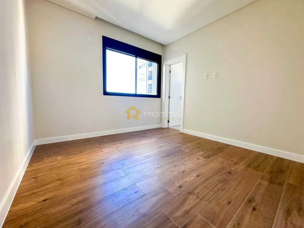 Apartamento, 4 quartos, 182 m² - Foto 2
