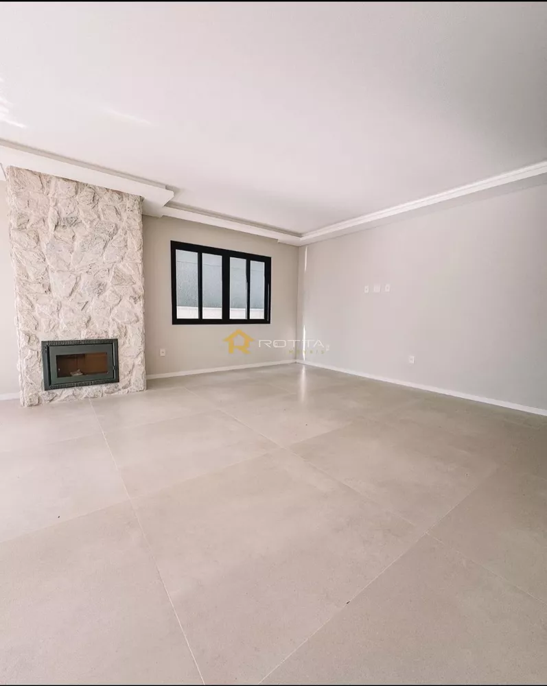 Casa, 3 quartos, 356 m² - Foto 1