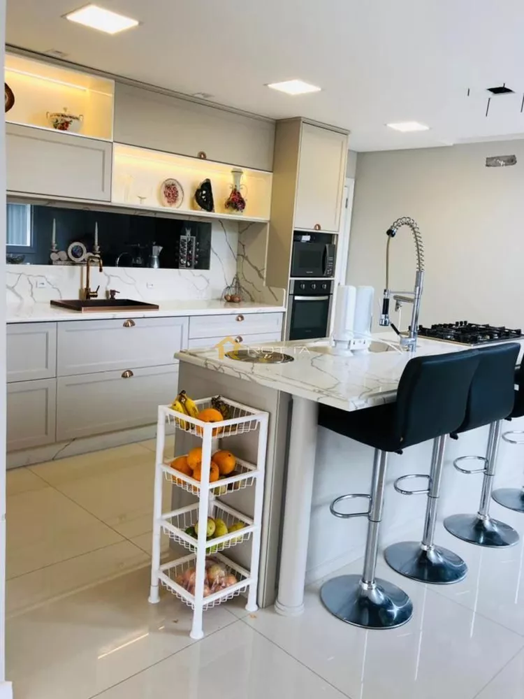 Casa, 4 quartos, 286 m² - Foto 3