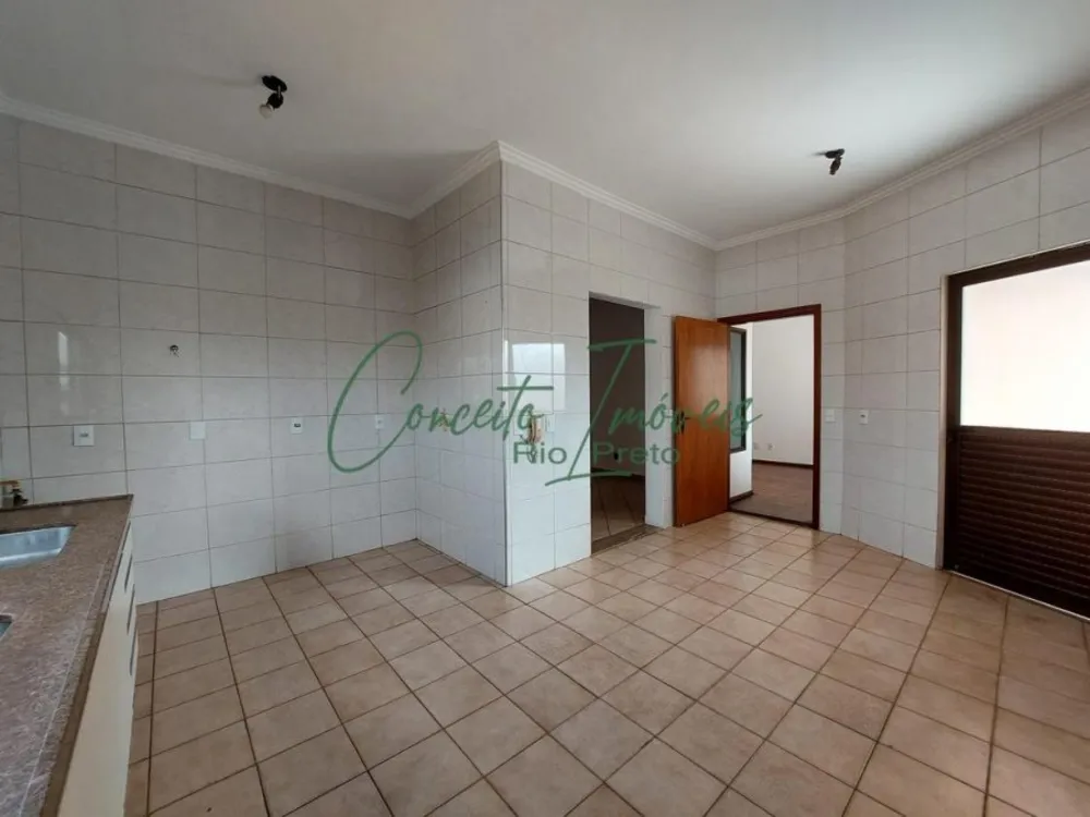 Cobertura, 3 quartos, 220 m² - Foto 1