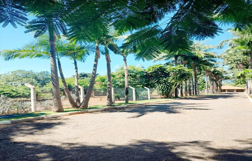 Terreno, 1600 m² - Foto 1