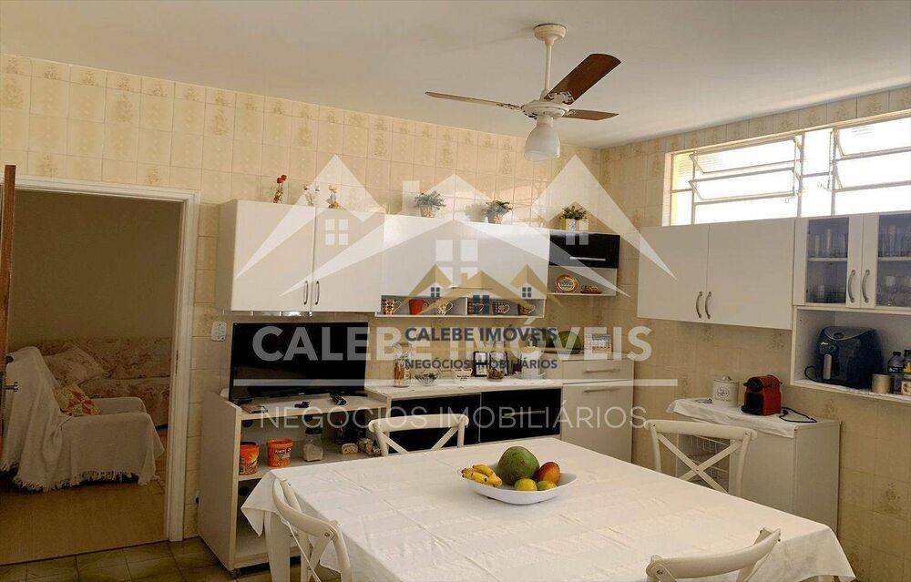 Casa à venda com 2 quartos, 170m² - Foto 7