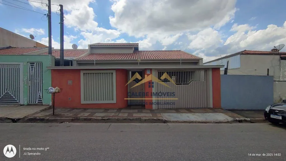 Casa, 4 quartos, 188 m² - Foto 1