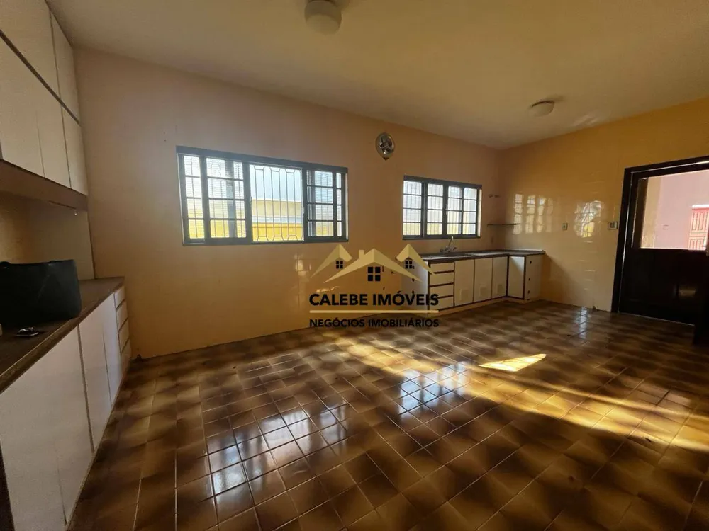 Casa, 3 quartos, 300 m² - Foto 6