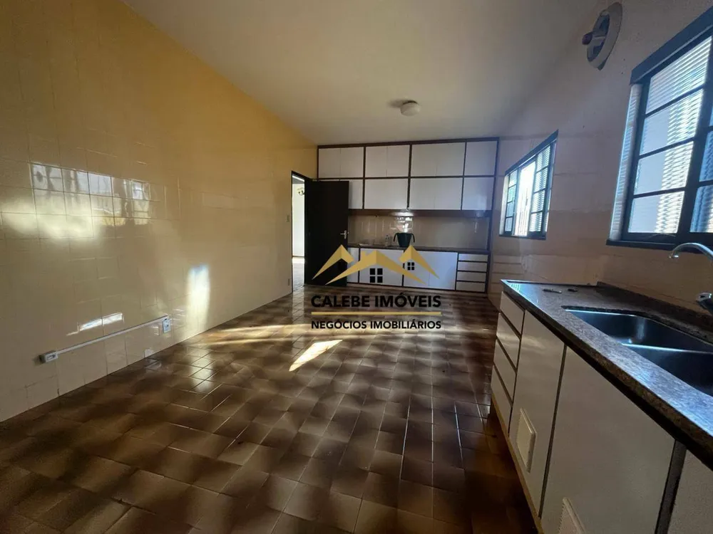 Casa, 3 quartos, 300 m² - Foto 7
