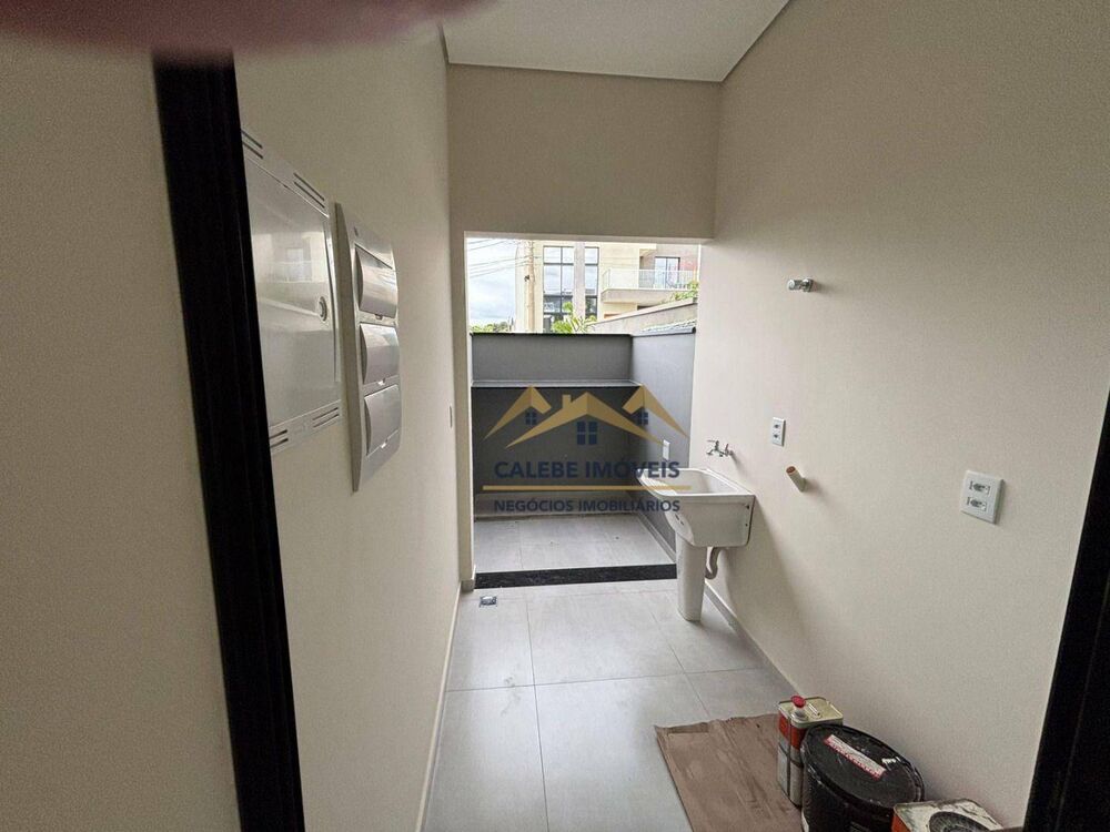 Casa à venda com 2 quartos, 91m² - Foto 3