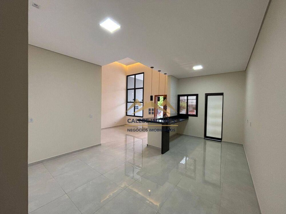Casa à venda com 2 quartos, 91m² - Foto 1