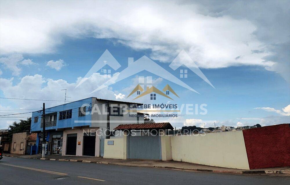 Sobrado, 4 quartos, 310 m² - Foto 1