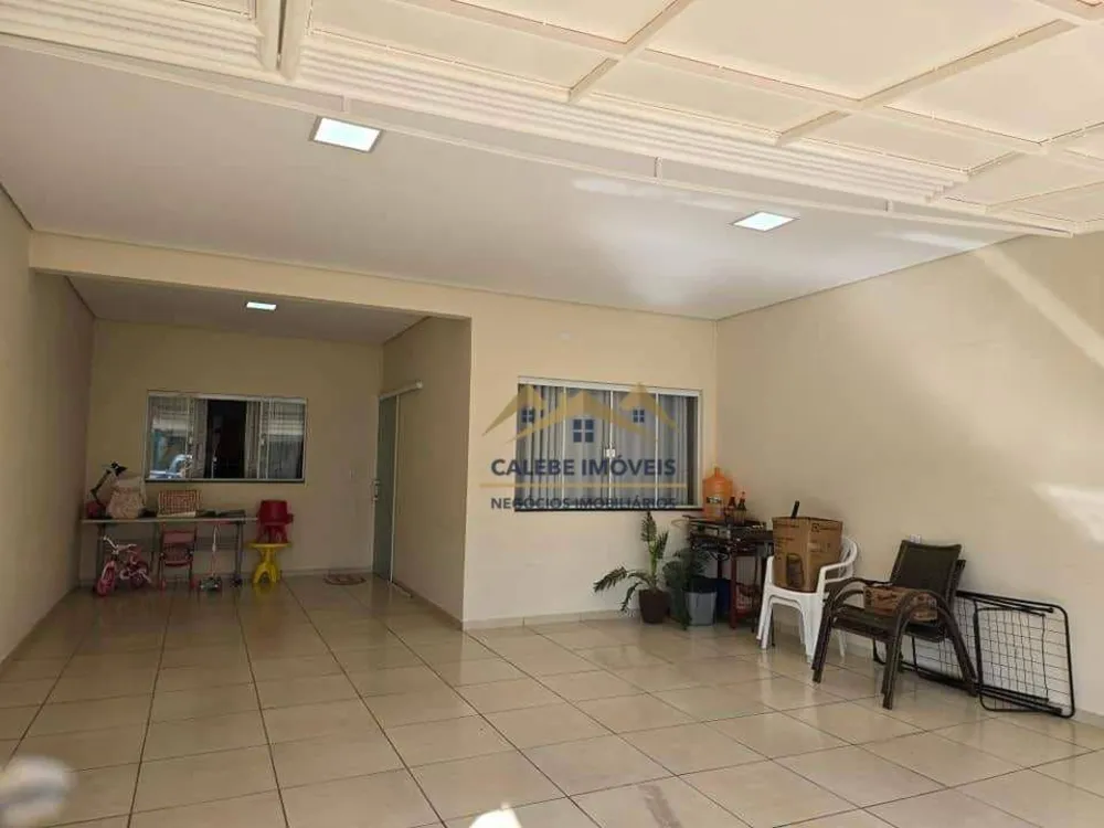 Casa, 3 quartos, 140 m² - Foto 2