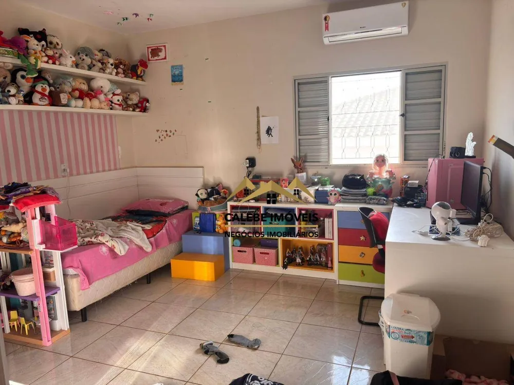 Chácara, 4 quartos, 3366 m² - Foto 4