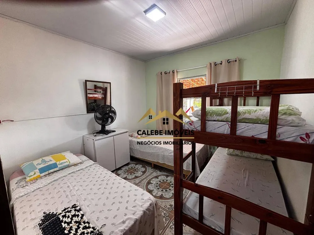 Chácara, 3 quartos, 1000 m² - Foto 1