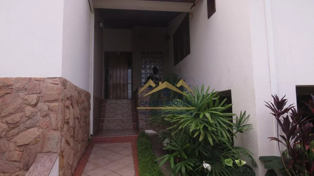 Casa, 4 quartos, 235 m² - Foto 4