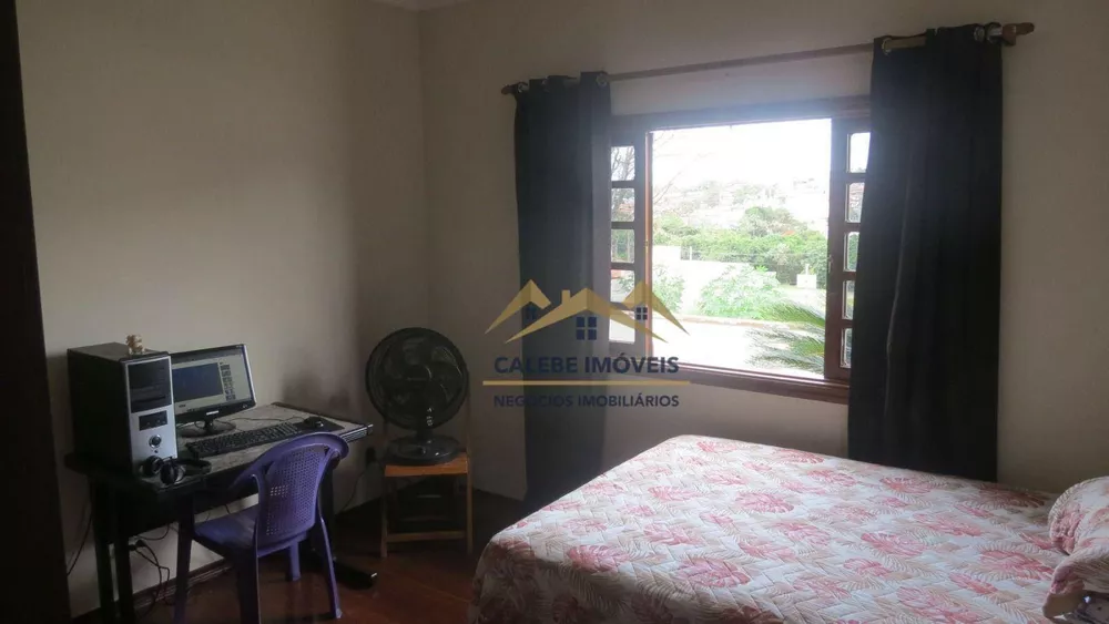Casa, 4 quartos, 235 m² - Foto 10