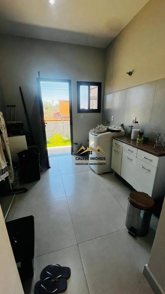 Chácara, 3 quartos, 650 m² - Foto 1