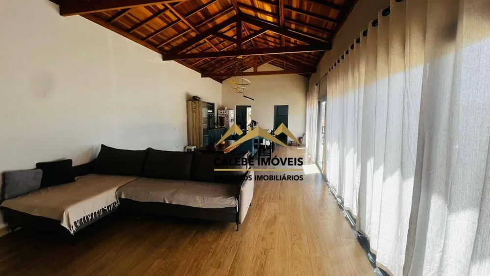 Chácara, 3 quartos, 650 m² - Foto 9