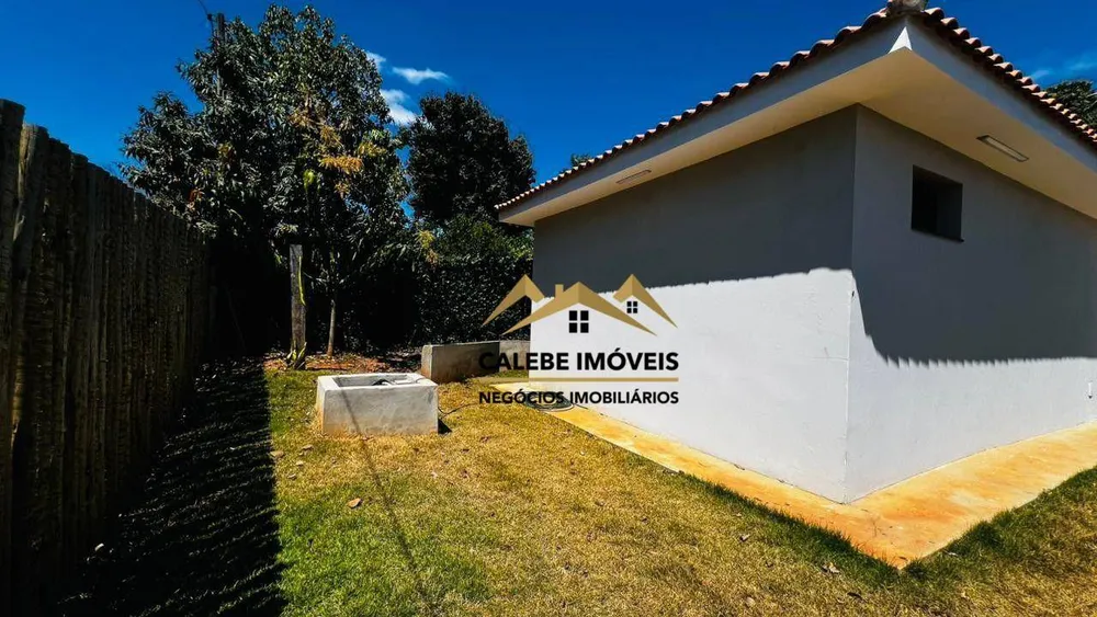 Chácara, 3 quartos, 650 m² - Foto 4
