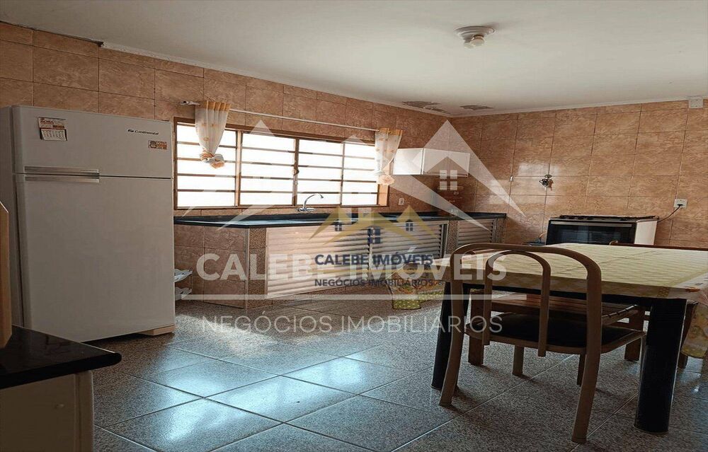 Casa, 3 quartos, 110 m² - Foto 1