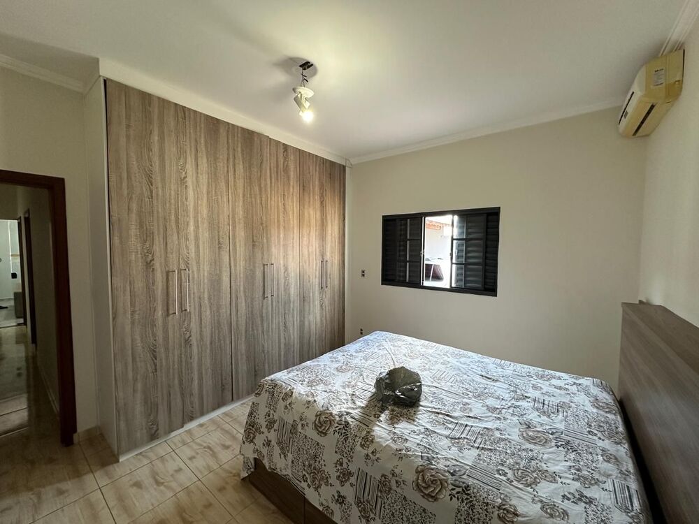 Chácara à venda com 2 quartos, 300m² - Foto 8
