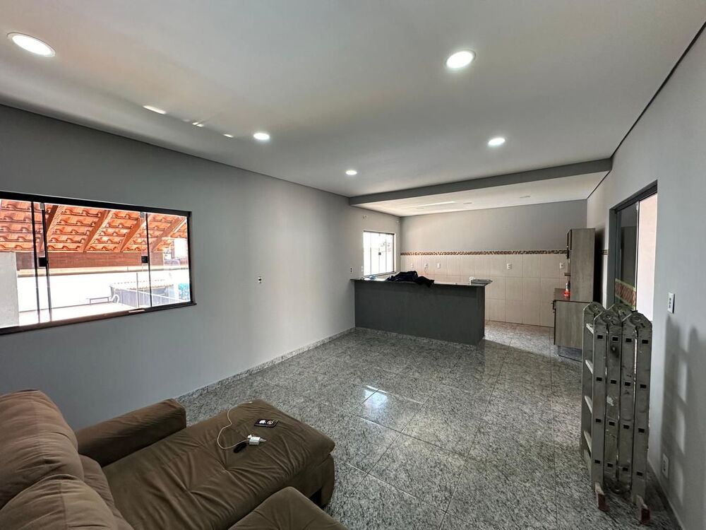 Chácara à venda com 2 quartos, 300m² - Foto 6