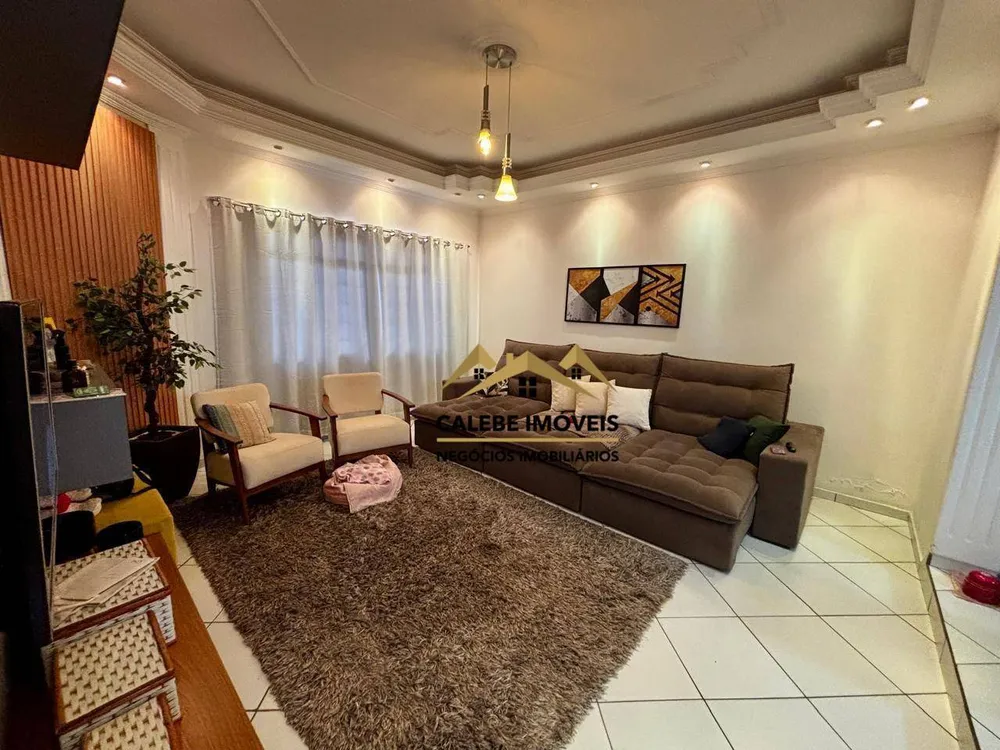 Sobrado, 4 quartos, 244 m² - Foto 2