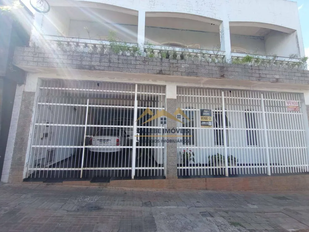 Sobrado, 4 quartos, 114 m² - Foto 1