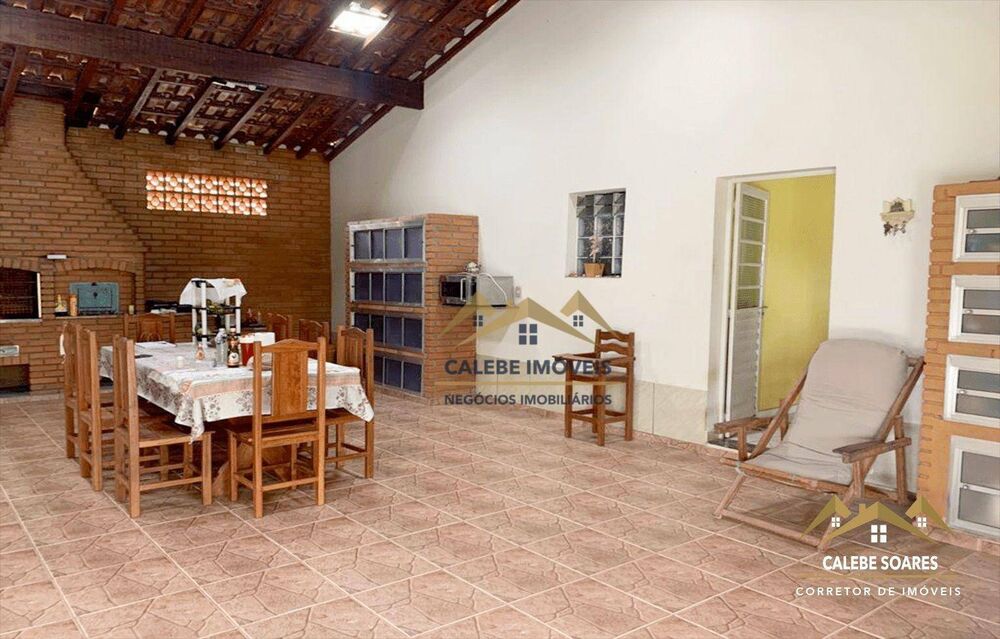 Chácara à venda com 3 quartos, 304m² - Foto 3