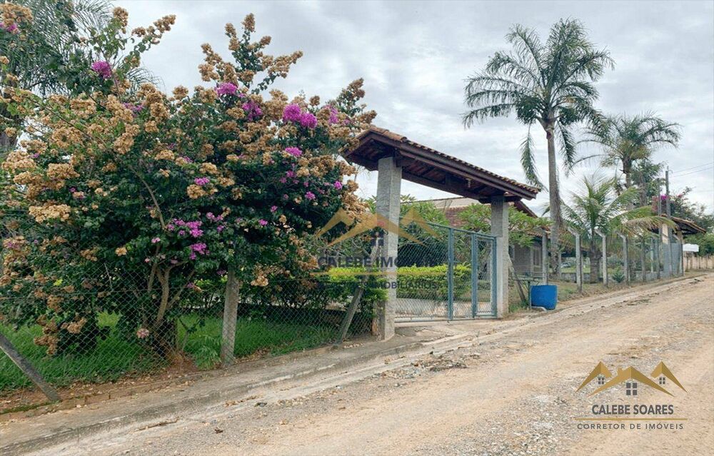 Chácara à venda com 3 quartos, 304m² - Foto 4