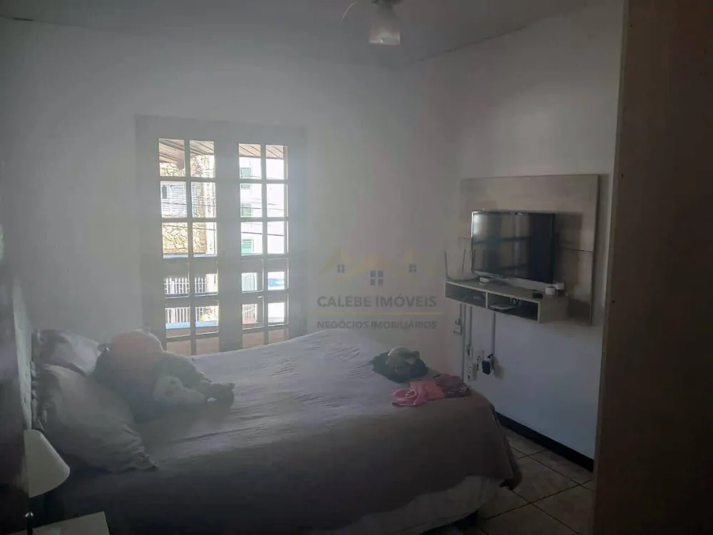 Casa, 5 quartos, 463 m² - Foto 2