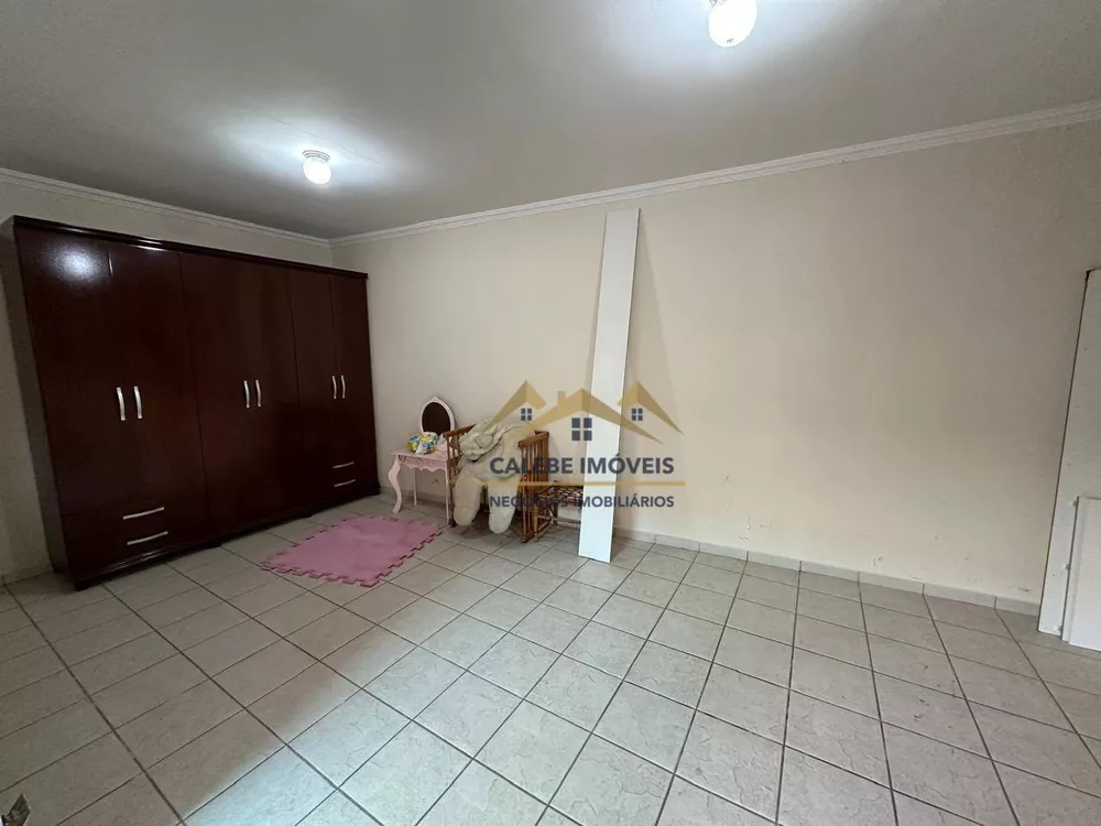 Casa à venda com 3 quartos, 209m² - Foto 8