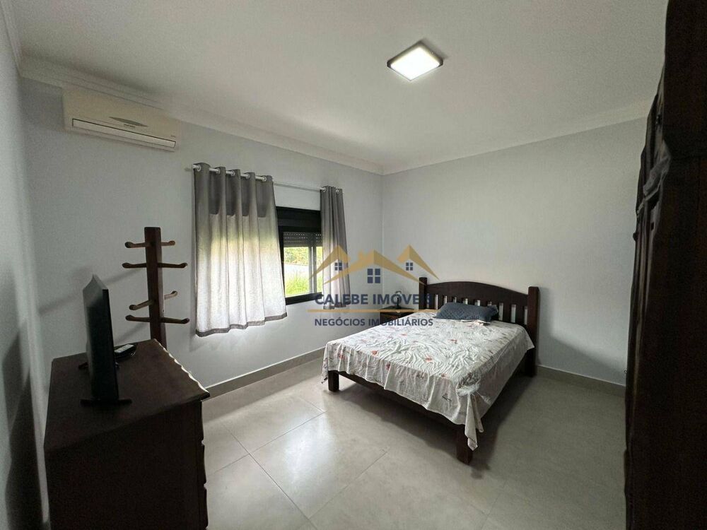 Chácara, 4 quartos, 1590 m² - Foto 4