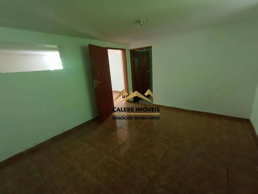 Casa, 4 quartos, 200 m² - Foto 3