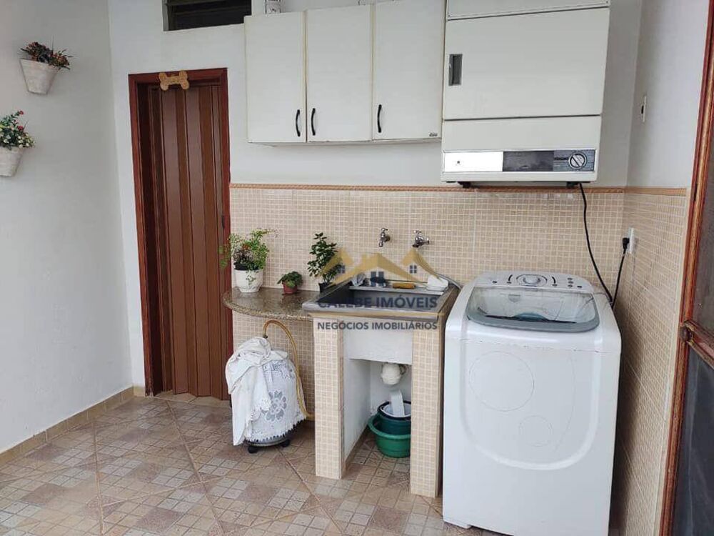 Casa, 3 quartos, 240 m² - Foto 4