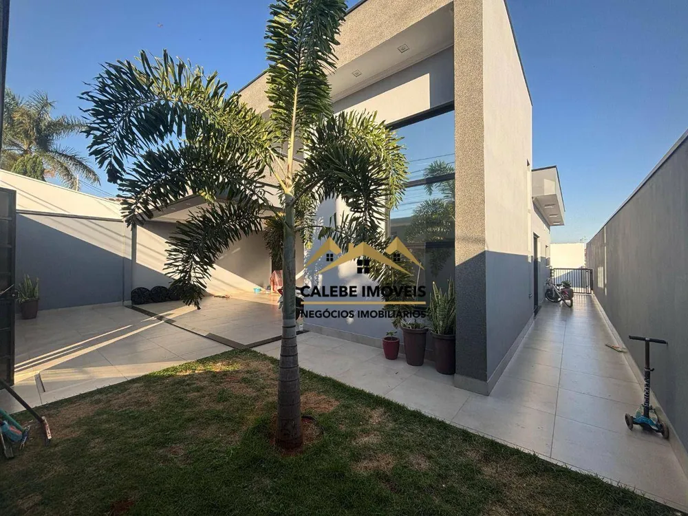 Casa, 3 quartos, 240 m² - Foto 1