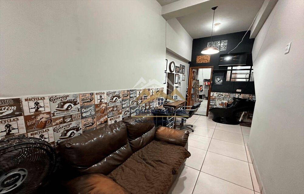 Sobrado à venda com 2 quartos, 212m² - Foto 2